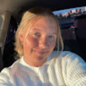 Meet your Posher, Anna